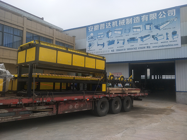 上?？蛻粲嗁廢型風管生產線全套